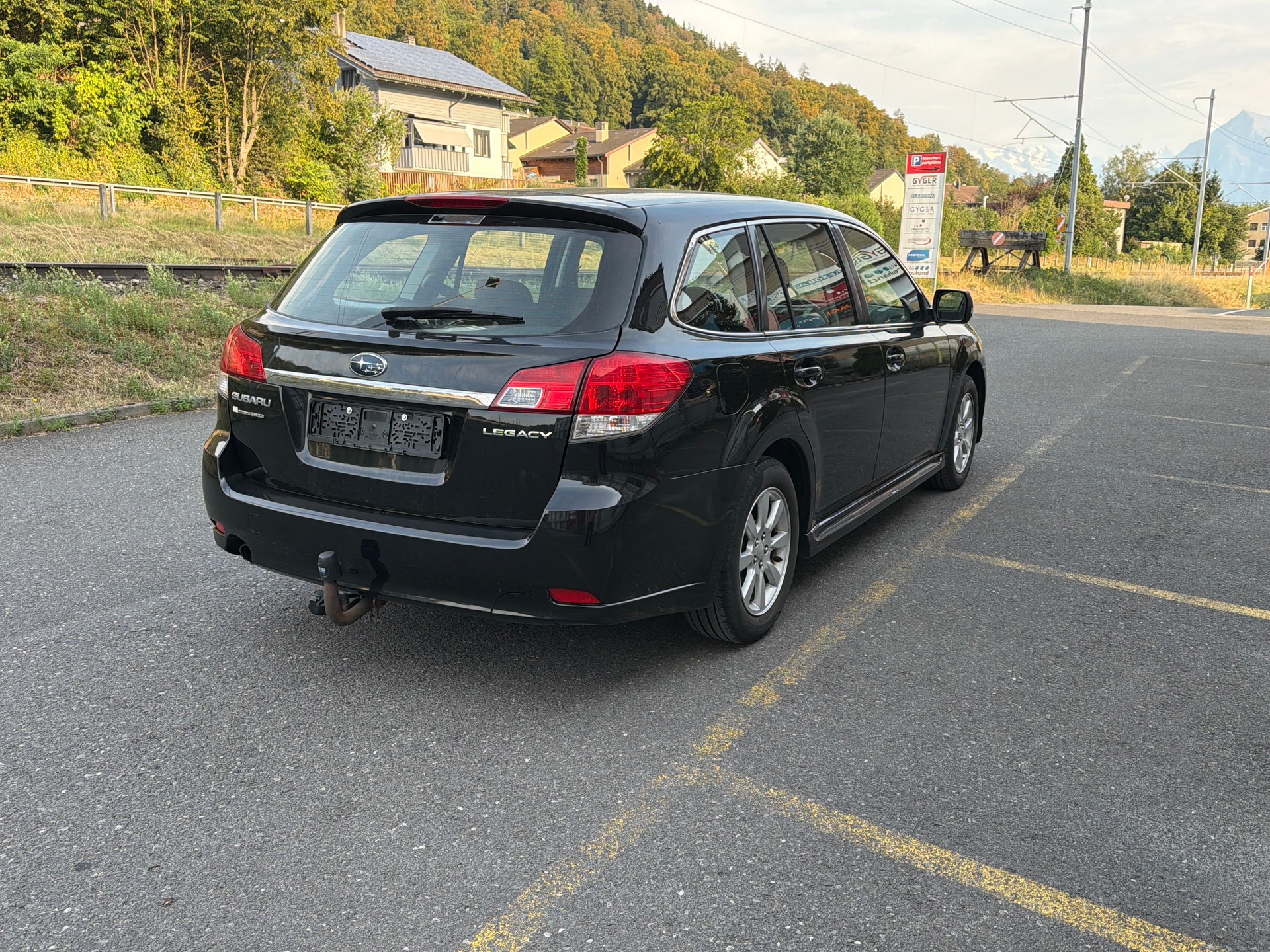 SUBARU Legacy 2.0i Swiss AWD Lineartronic-image-4