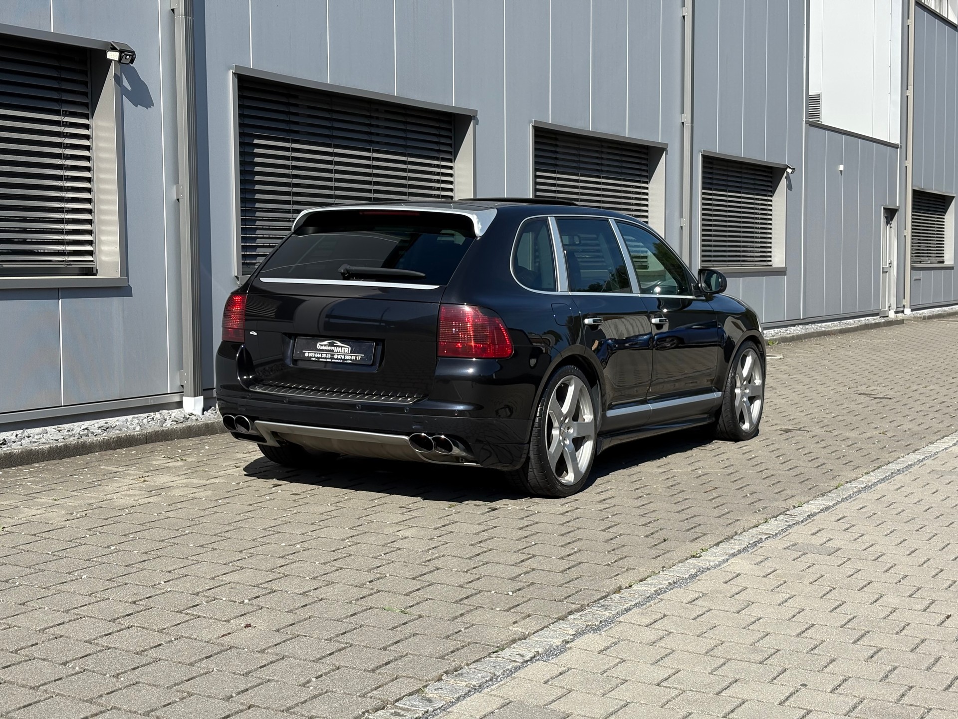 PORSCHE Cayenne S-image-7