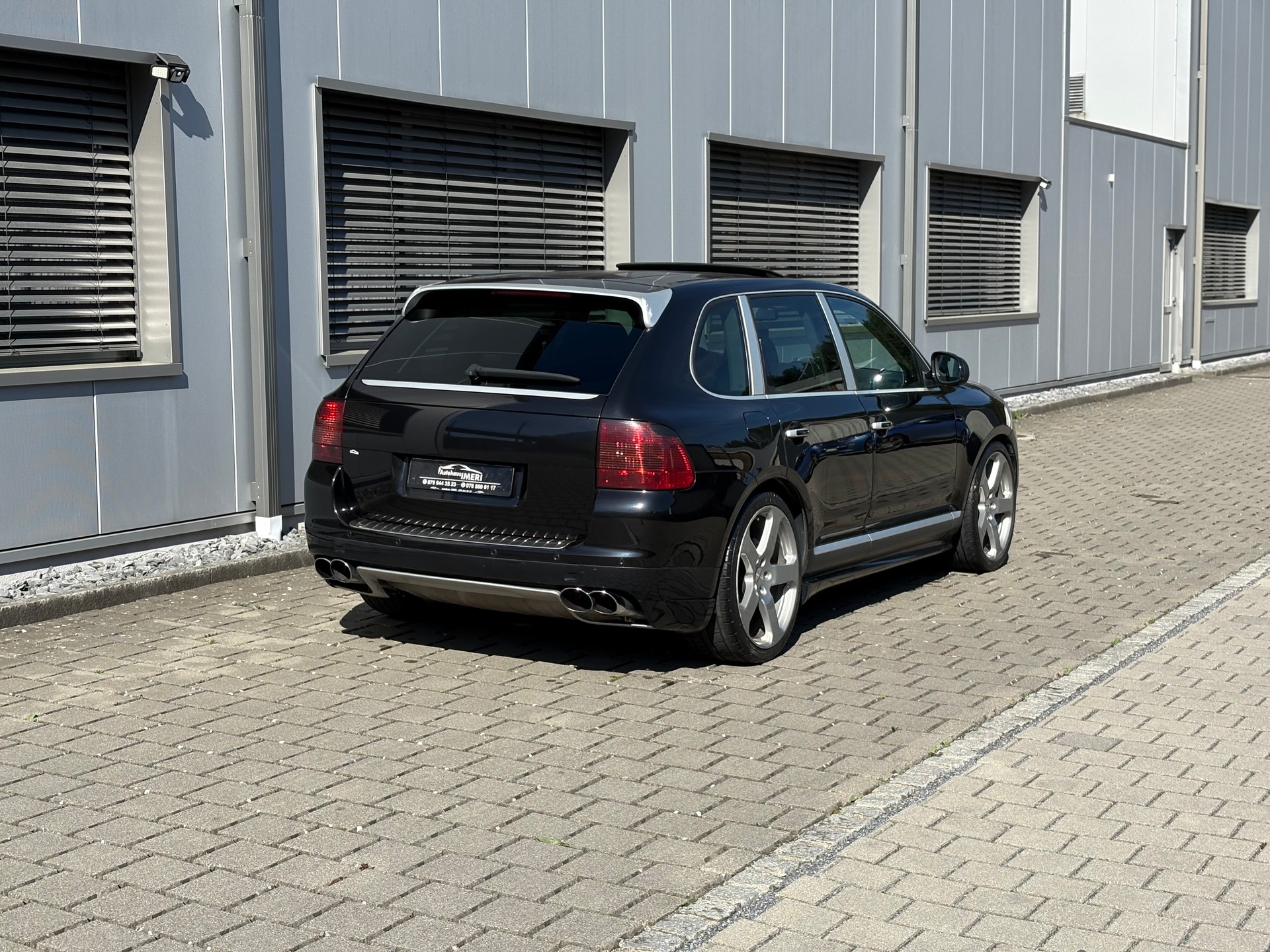 PORSCHE Cayenne S-image-8