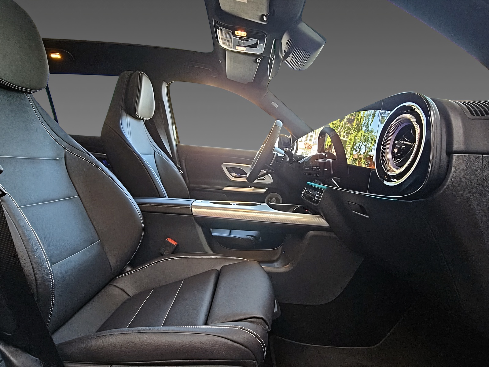 MERCEDES-BENZ GLB 350 4Matic elektrisch-image-11