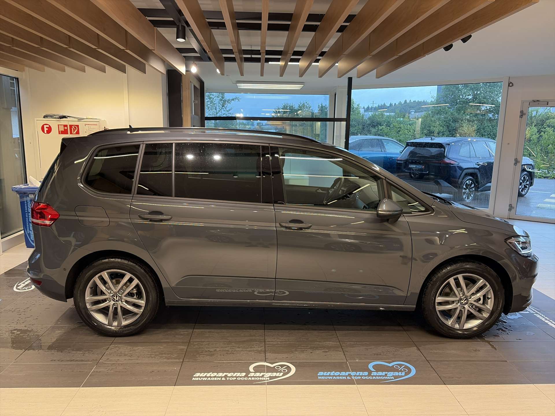 VW Touran 1.5 TSi EVO Comfortline Edition DSG-Automat 7-Plätzer-image-13