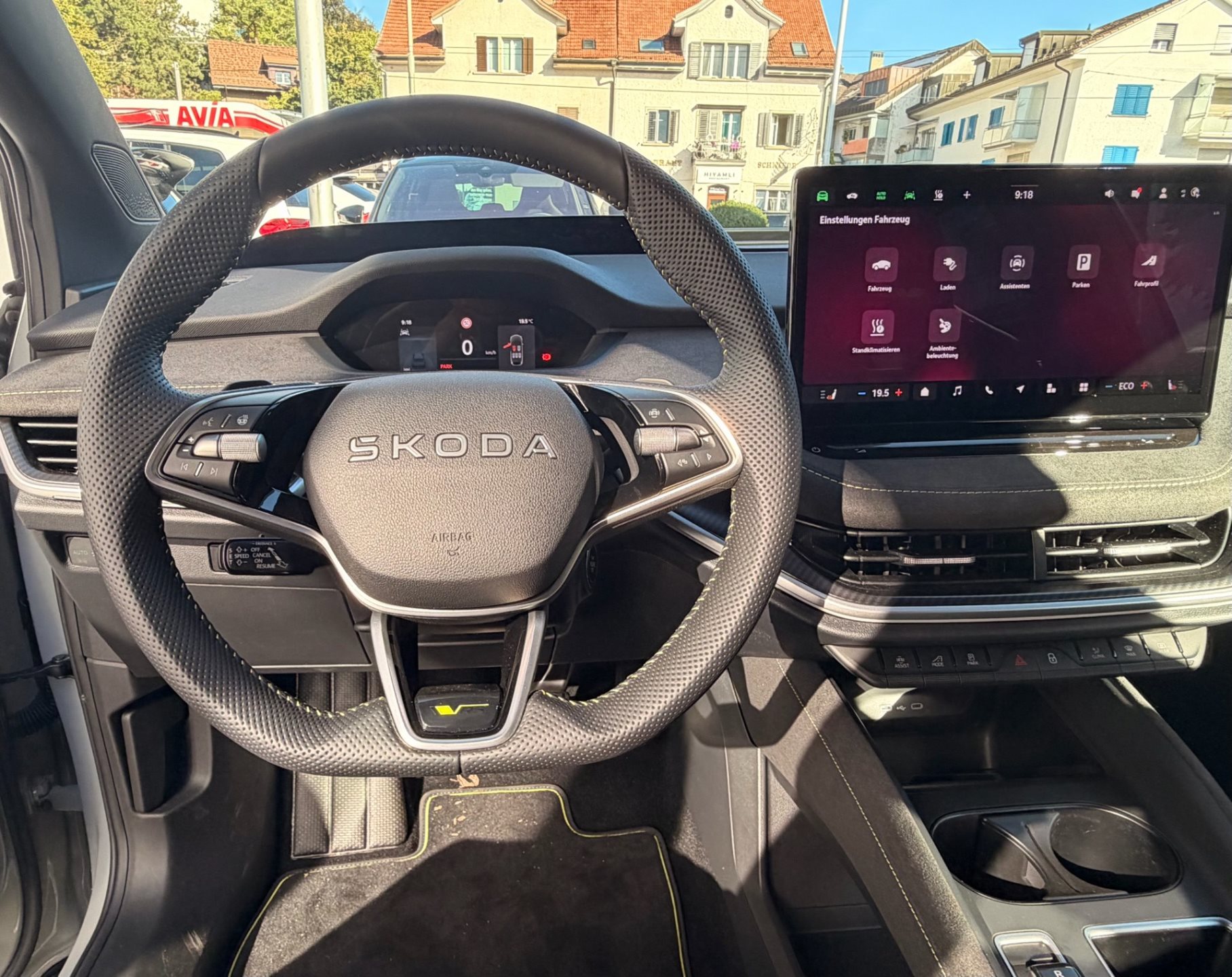 SKODA Elroq RS Lounge *** 4 JAHRE SKODA WERKSGARANTIE ***-image-8