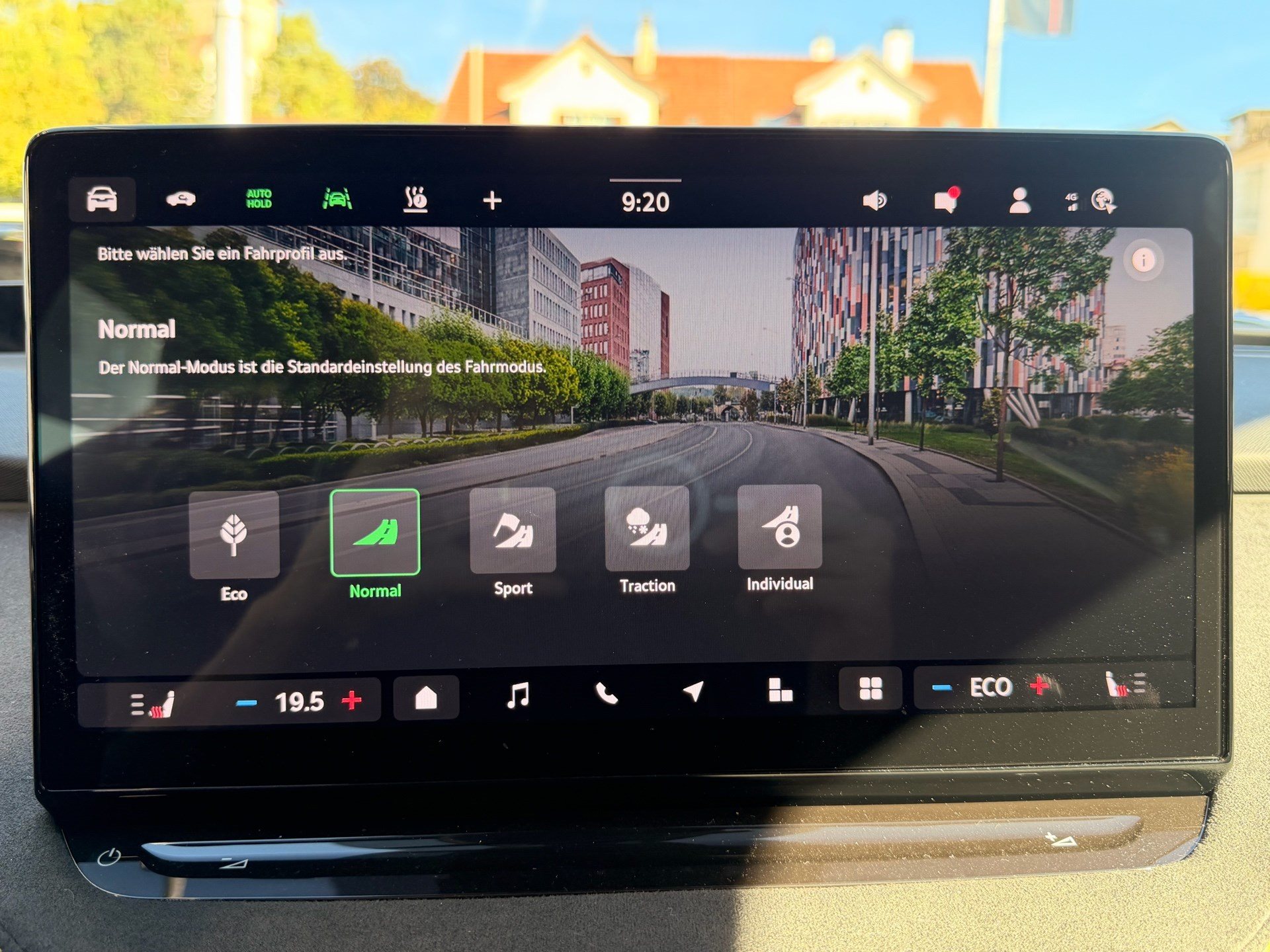 SKODA Elroq RS Lounge *** 4 JAHRE SKODA WERKSGARANTIE ***-image-11