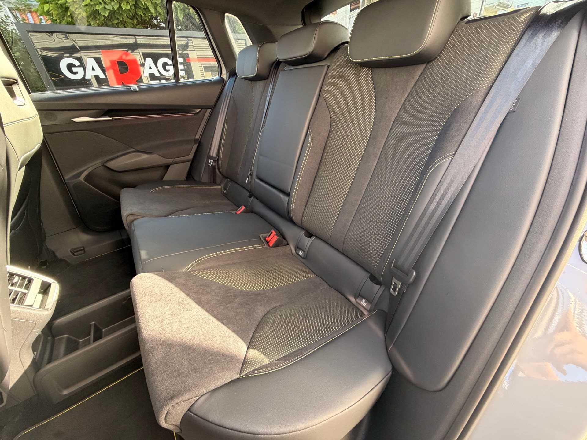 SKODA Elroq RS Lounge *** 4 JAHRE SKODA WERKSGARANTIE ***-image-28