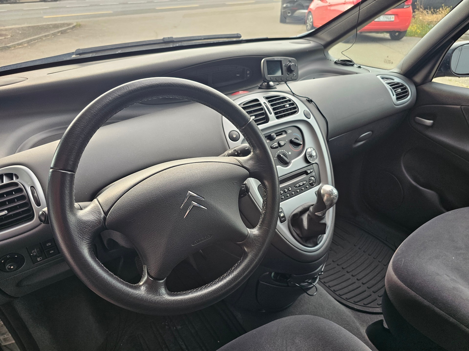 CITROEN Xsara Picasso 1.6i (X)-image-10