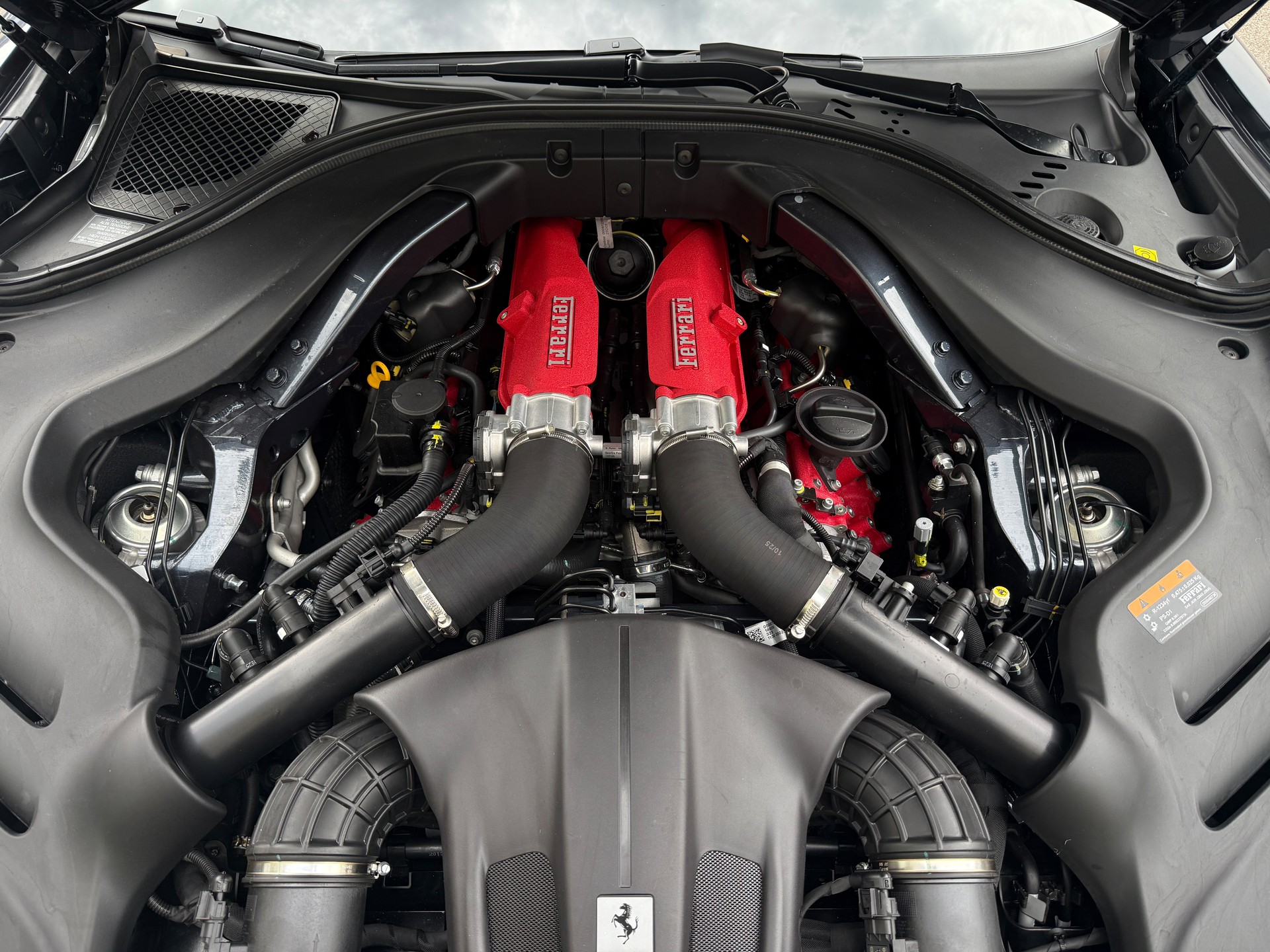 FERRARI Roma 3.9 V8 T-image-11
