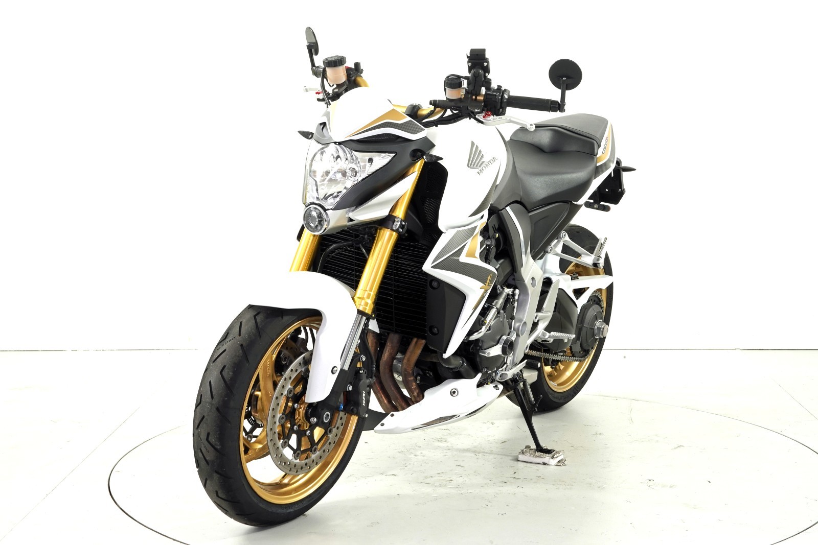 HONDA CB 1000 R ABS-showroom-element-2