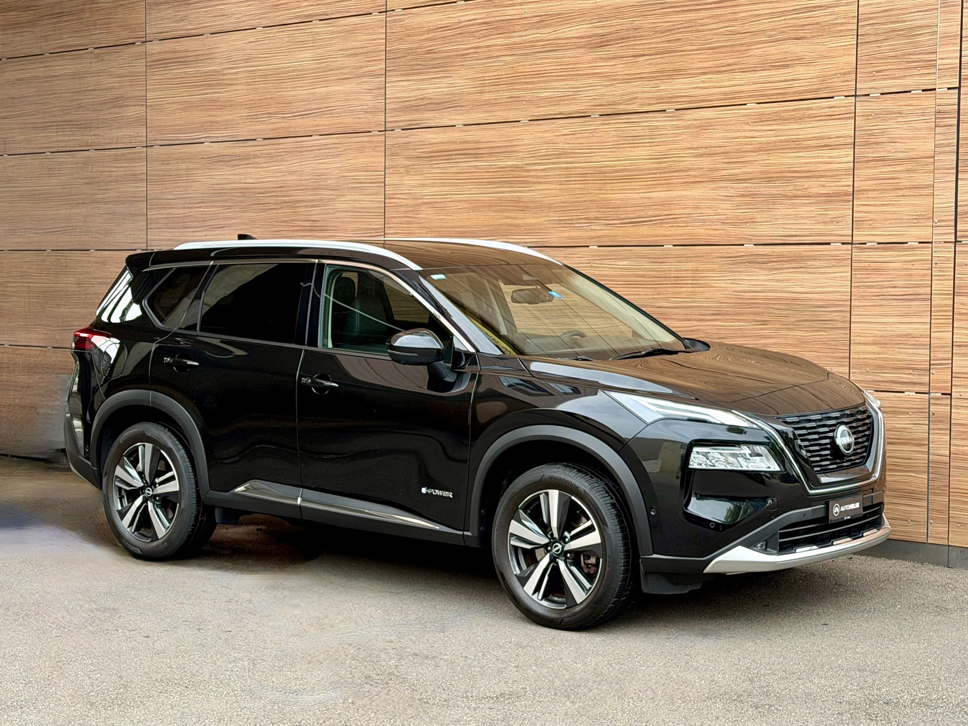 NISSAN X-Trail 1.5 VC-T e-Power 4WD 7 Sitze Tekna - 8-fach Alu - CH Fahrzeug aus 1. Hand -.-image-1