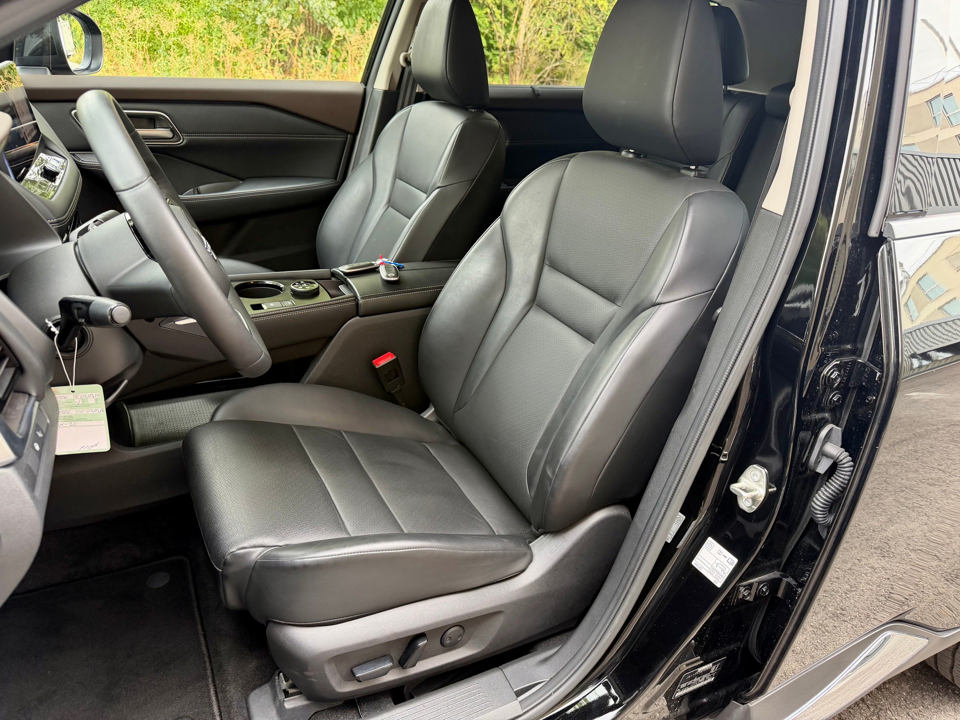 NISSAN X-Trail 1.5 VC-T e-Power 4WD 7 Sitze Tekna - 8-fach Alu - CH Fahrzeug aus 1. Hand -.-image-10