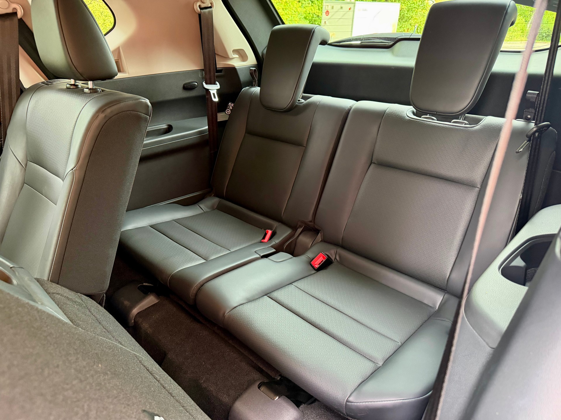 NISSAN X-Trail 1.5 VC-T e-Power 4WD 7 Sitze Tekna - 8-fach Alu - CH Fahrzeug aus 1. Hand -.-image-9