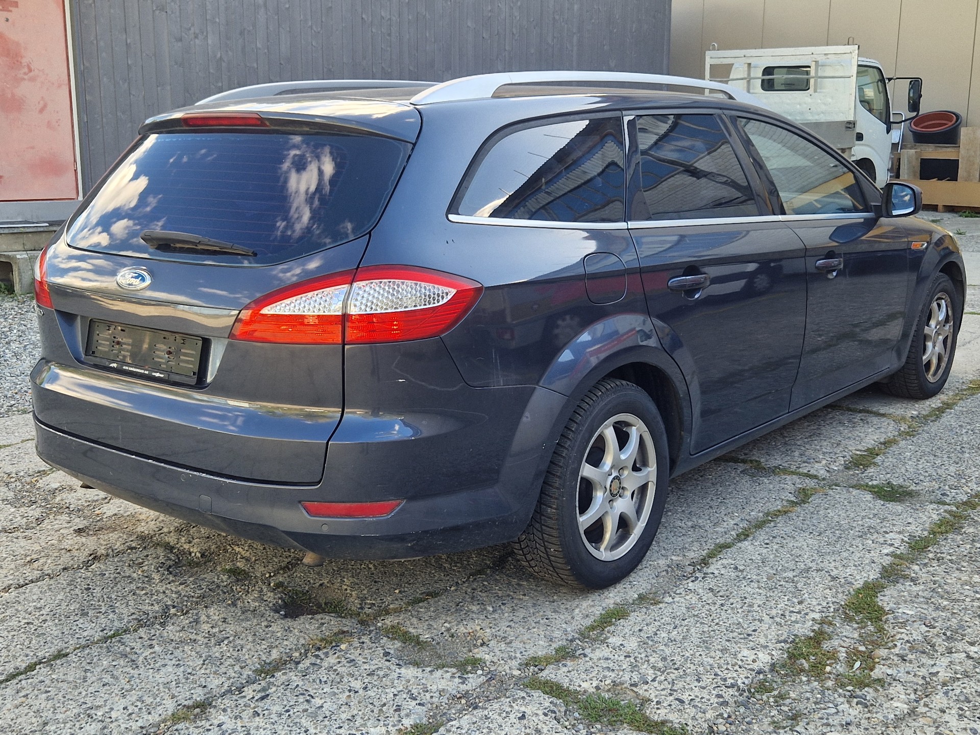 FORD Mondeo 2.5i 20V Titanium S-image-4