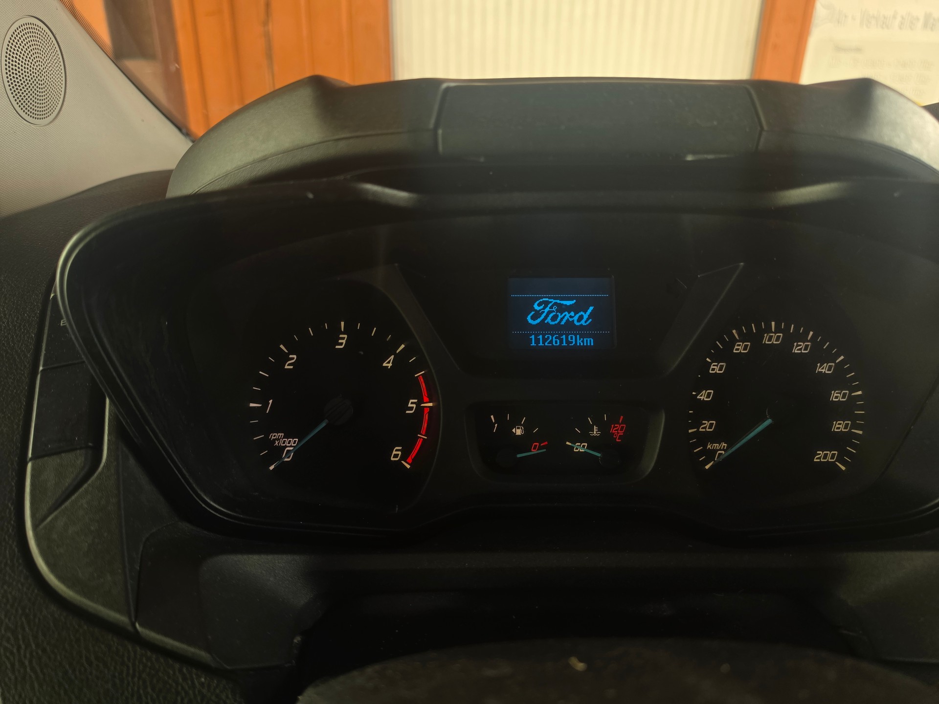 FORD Transit Custom Van 250 L1H1 Level 3-image-9