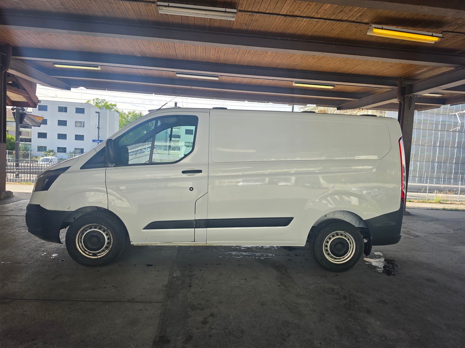 FORD Transit Custom Van 250 L1H1 Level 3-image-7