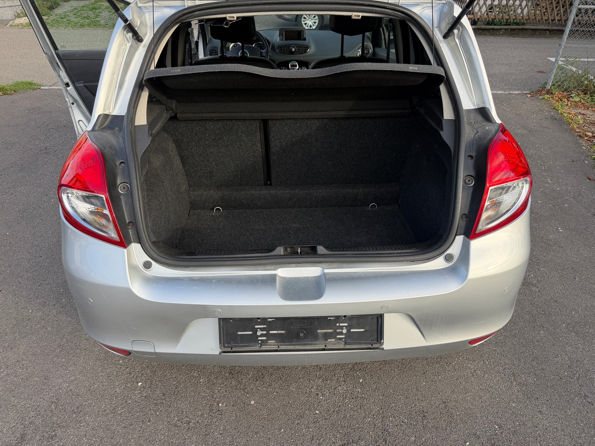RENAULT Clio 1.2 16V Turbo Night&Day-image-10