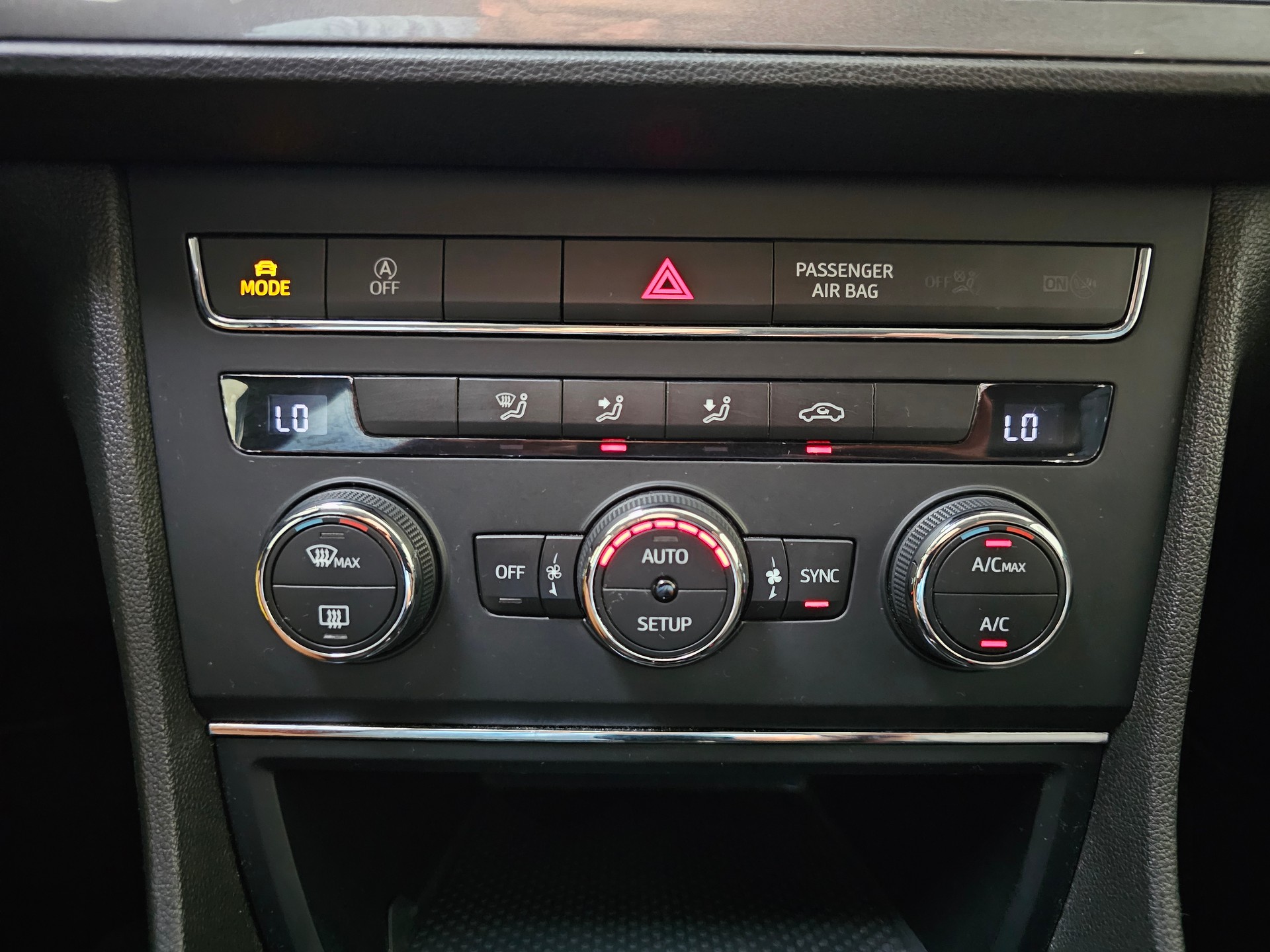 SEAT Leon ST 1.4 TSI FR-image-20