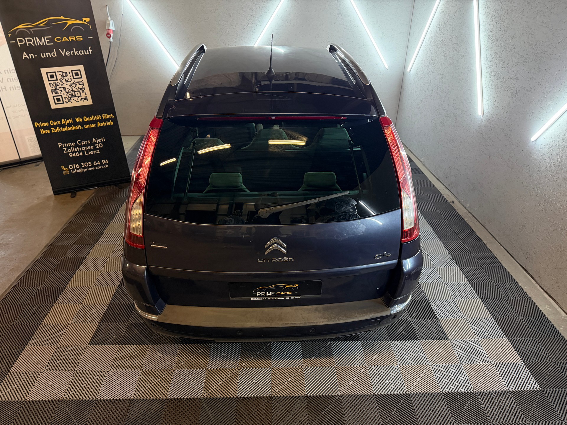 CITROEN Grand C4 Picasso 2.0 HDI Exclusive Automatic-image-8