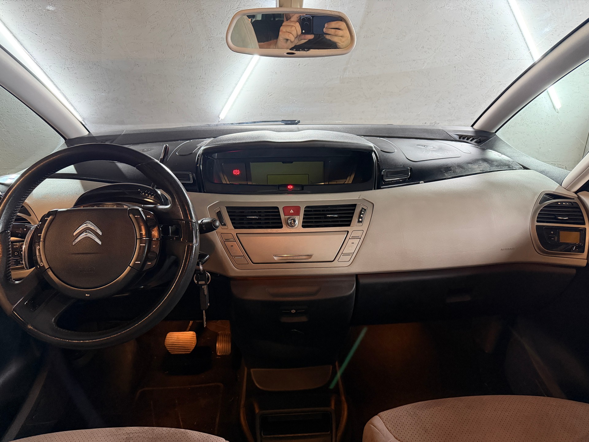 CITROEN Grand C4 Picasso 2.0 HDI Exclusive Automatic-image-9
