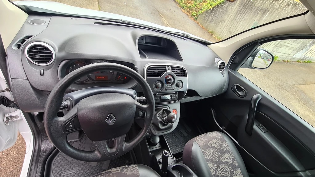 RENAULT Kangoo Medium dCi 95 ENERGY Access ** 2-Plätzer ** Klima ** Tempomat ** PDC ** Holzwerkstatt Einrichtung ** Frisch Ab MFK **-image-9