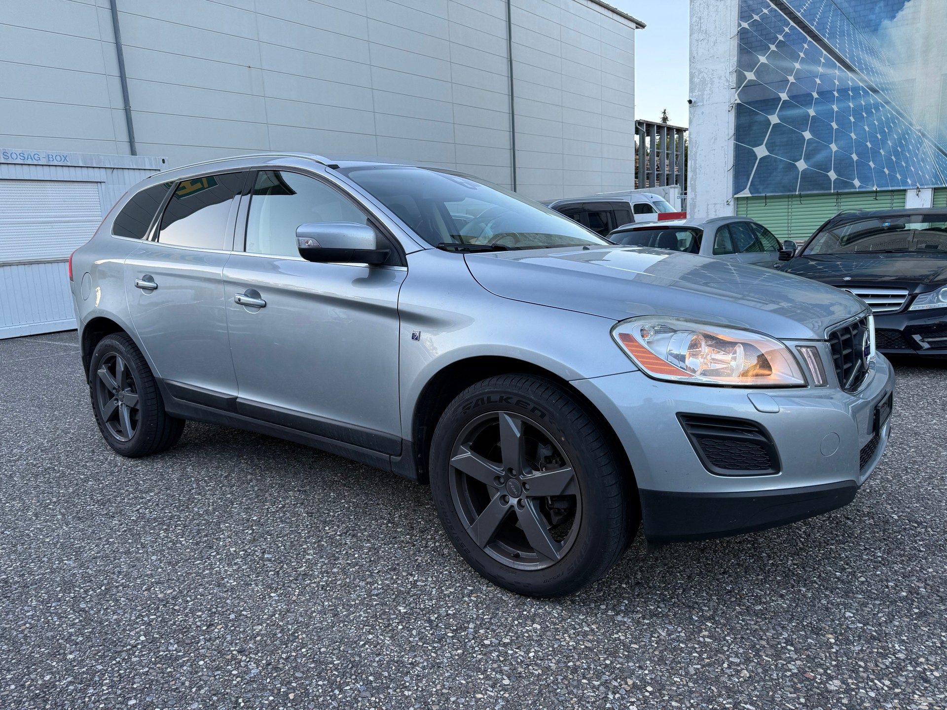 VOLVO XC60 D5 AWD OceanRace Geartronic-image-17
