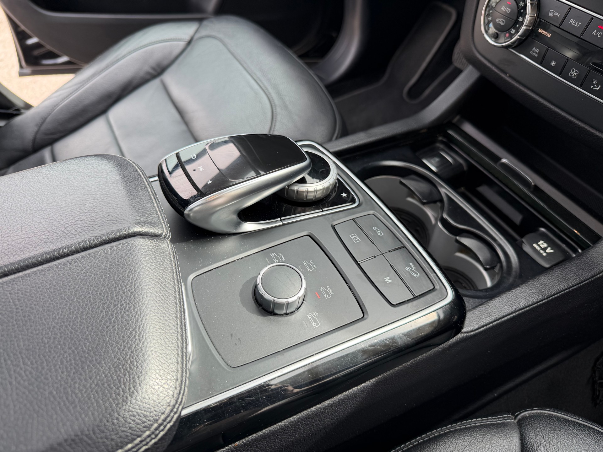 MERCEDES-BENZ GLE 500 e 4Matic 7G-Tronic-image-17