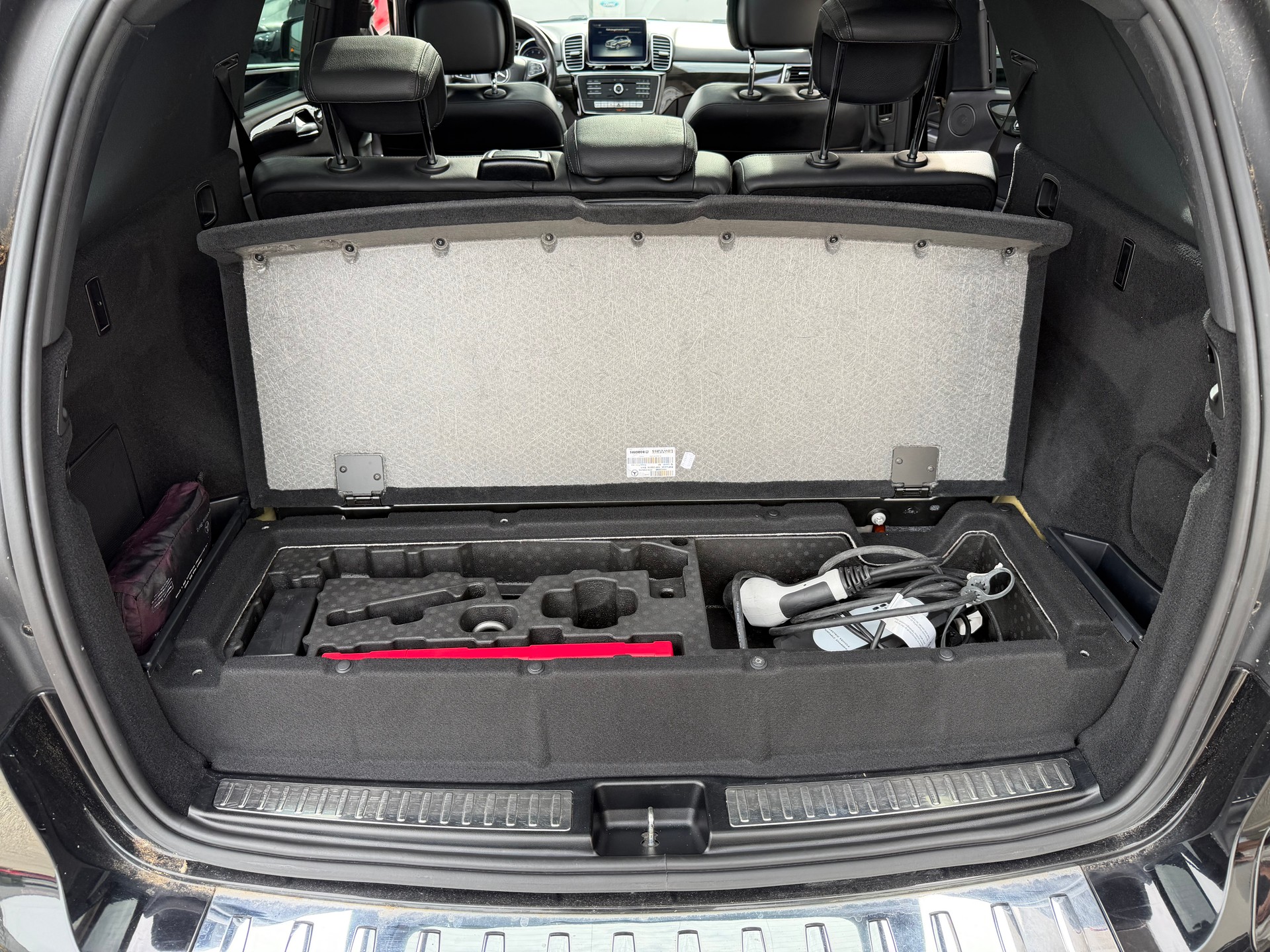 MERCEDES-BENZ GLE 500 e 4Matic 7G-Tronic-image-15