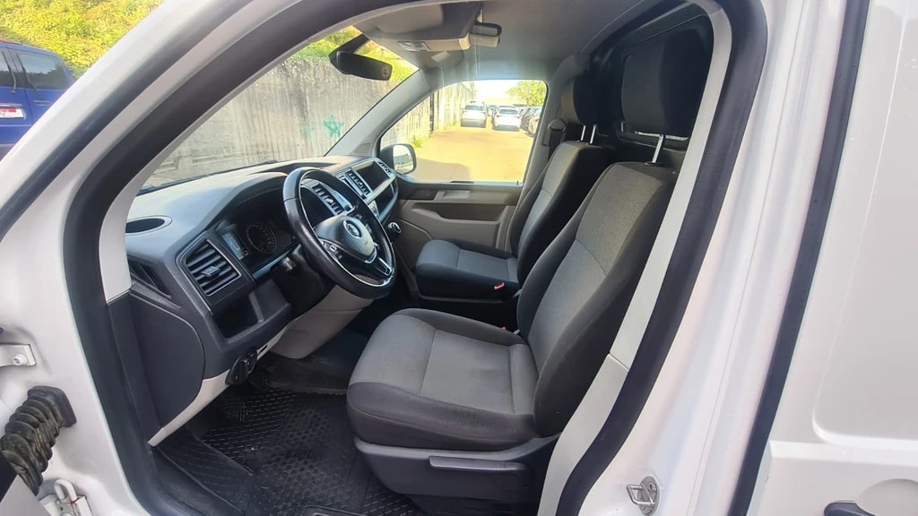 VW T6 2.0 TDI ** 150 PS ** 2-Plätzer ** Lange Version ** RF-Kamera ** Tempomat ** Klimaanlage ** DAB ** Frisch Ab MFK & Service **-image-10