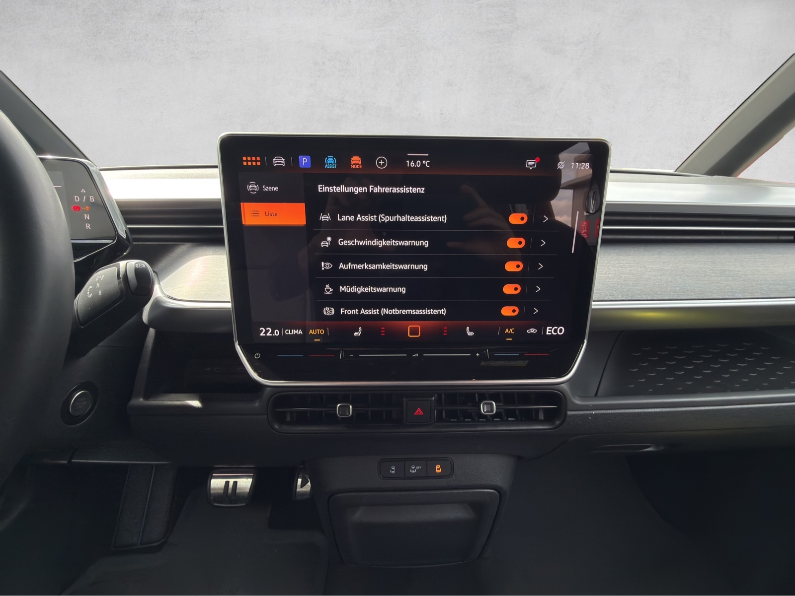 VW ID.Buzz LWB GTX 4 Motion-image-14