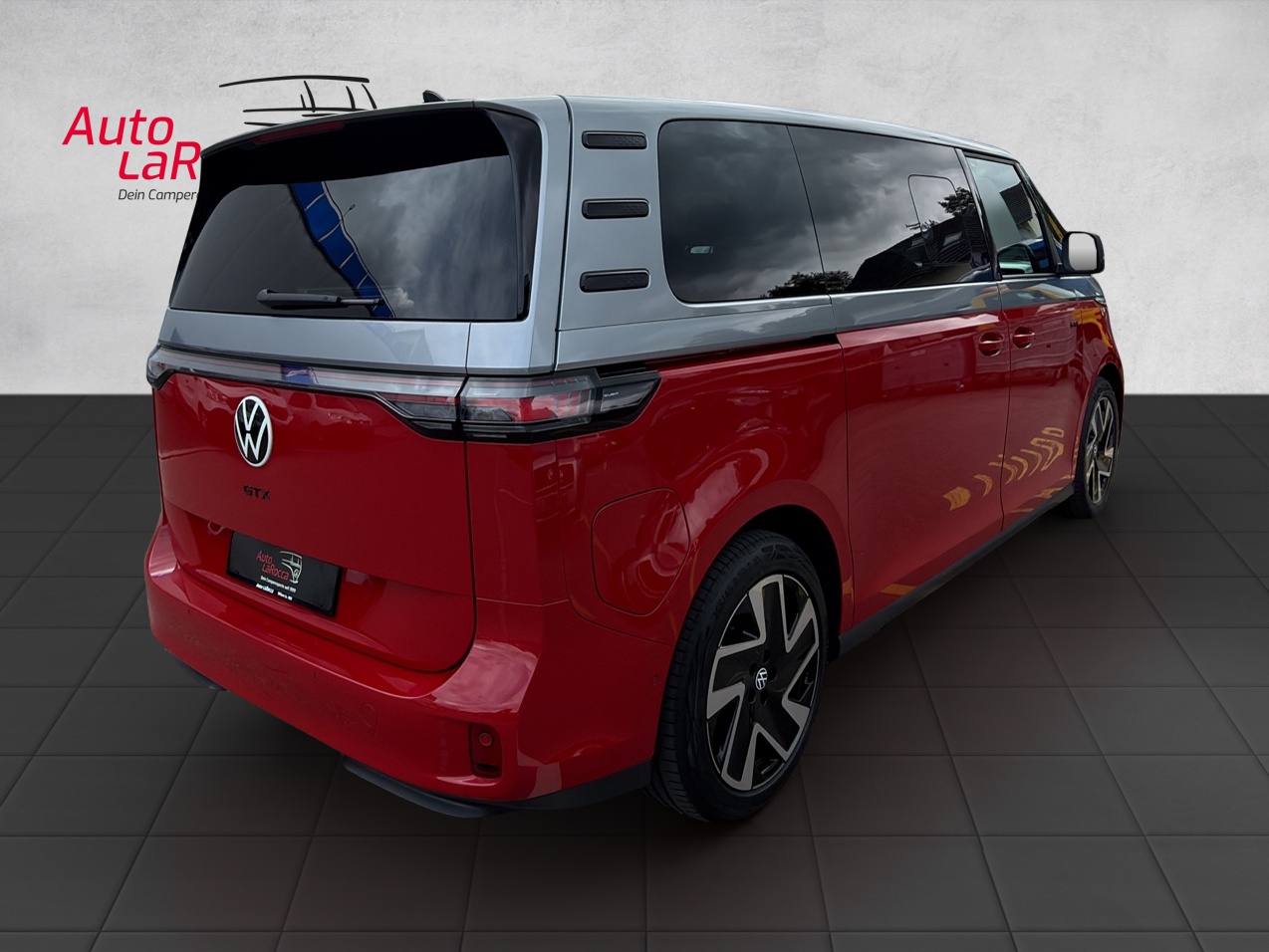 VW ID.Buzz LWB GTX 4 Motion-image-4