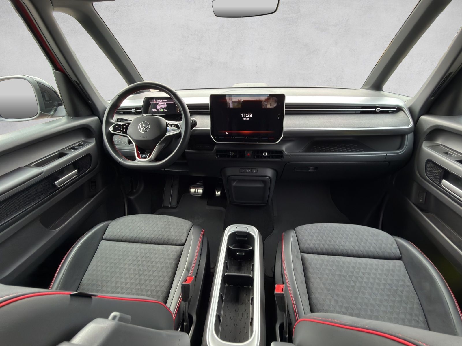 VW ID.Buzz LWB GTX 4 Motion-image-12