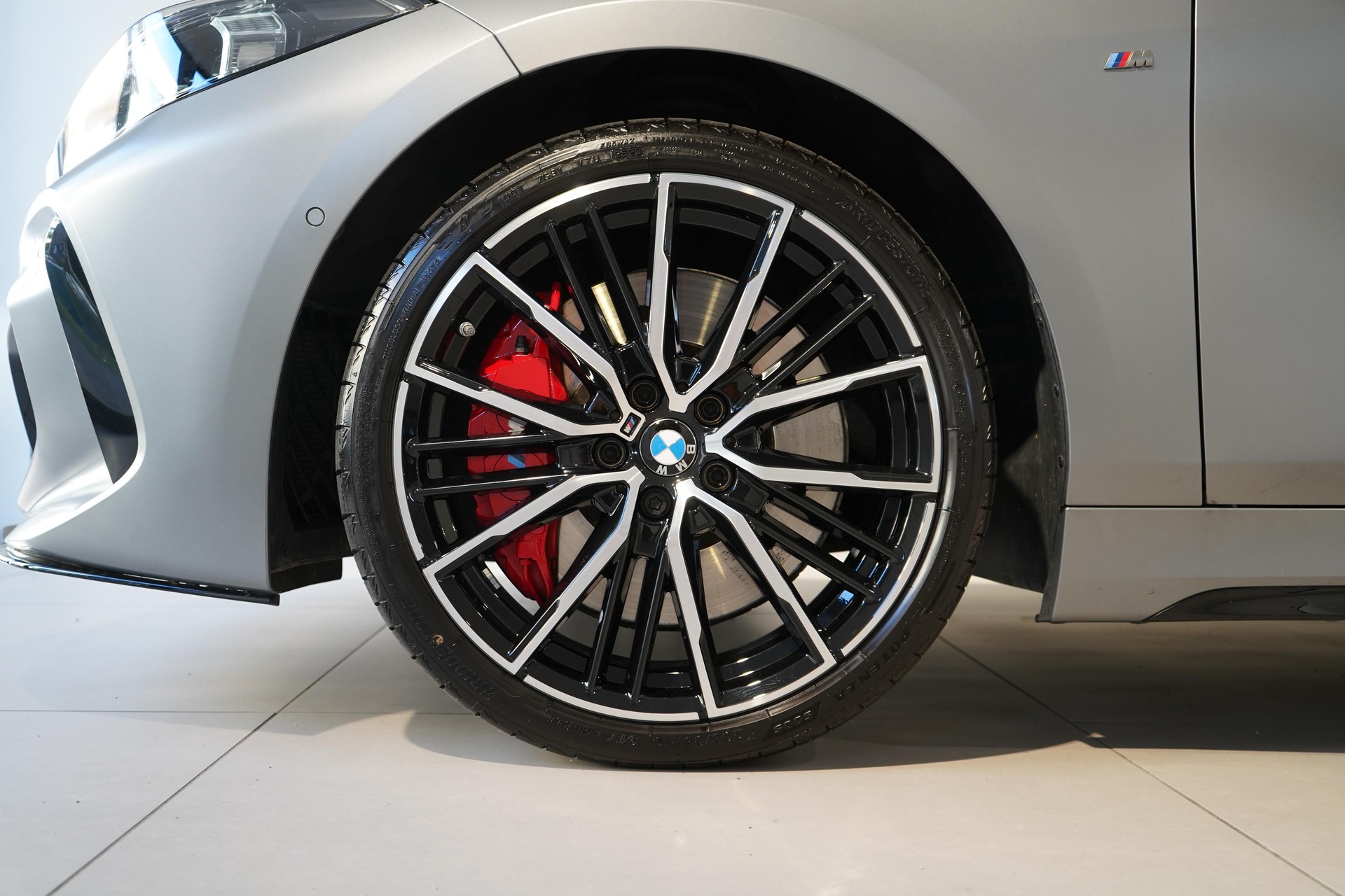 BMW 1er Reihe F40 M135i xDrive-image-22