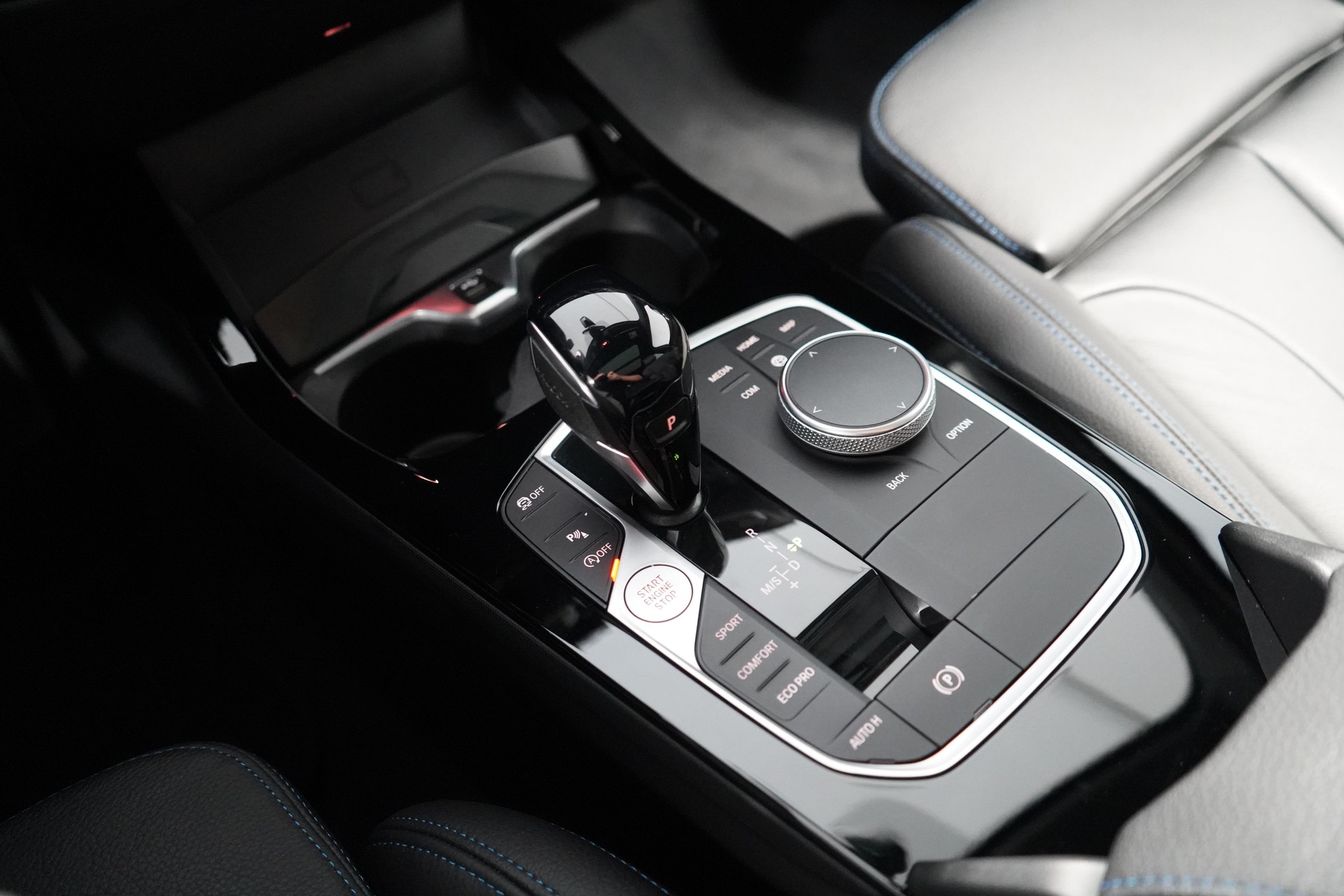 BMW 1er Reihe F40 M135i xDrive-image-12