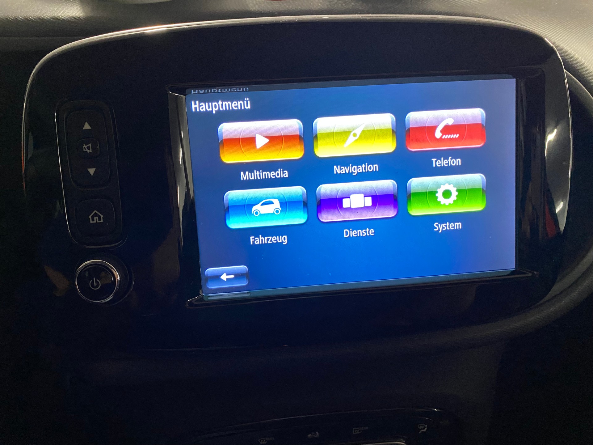 SMART forfour EQ pulse-image-8