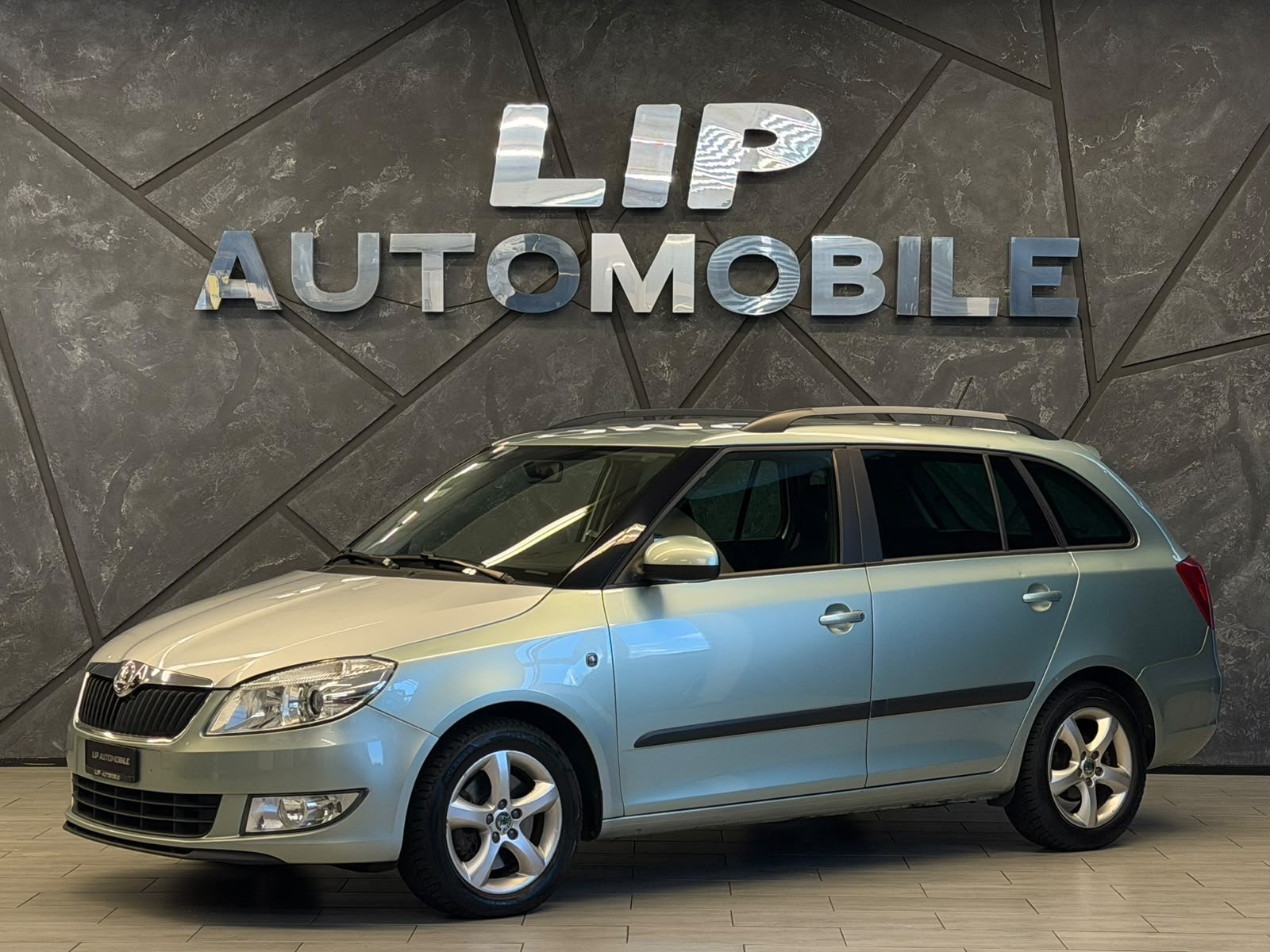 SKODA Fabia 1.2 TSI Elegance DSG