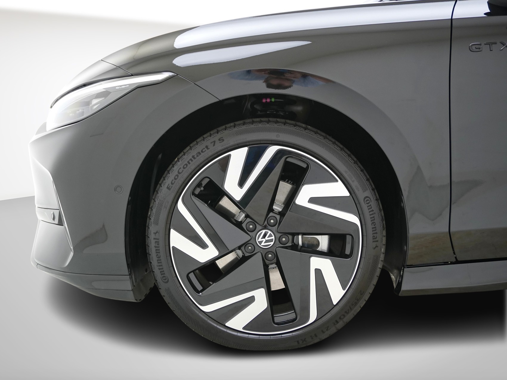 VW ID.7 Tourer 86 kWh GTX 4MOTION-image-9