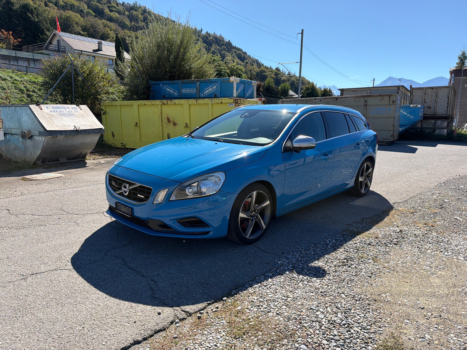 VOLVO V60 D5 AWD R-Design Geartronic-image-0