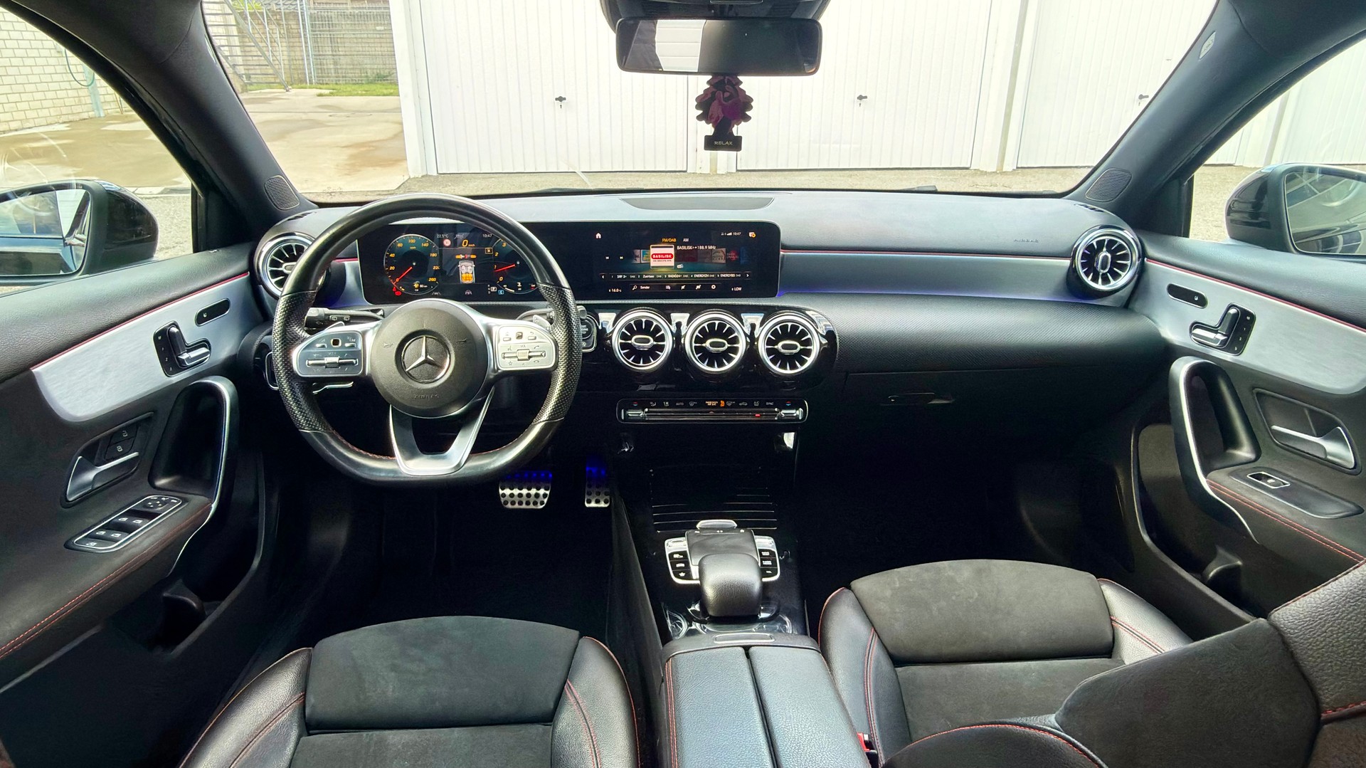 MERCEDES-BENZ A 250 4Matic AMG Line 4Matic 7G-DCT-image-5