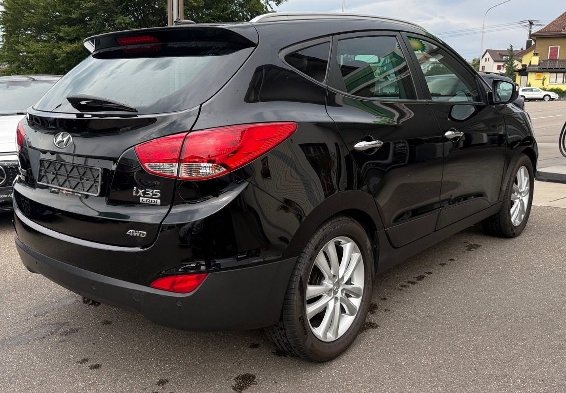 HYUNDAI 2.0 CRDi 184 Premium 4WD-image-3
