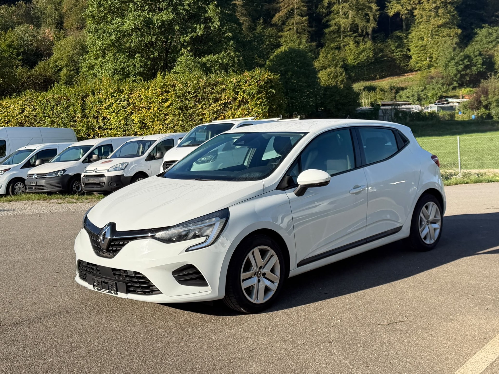 RENAULT Clio 1.0 Zen-image-2