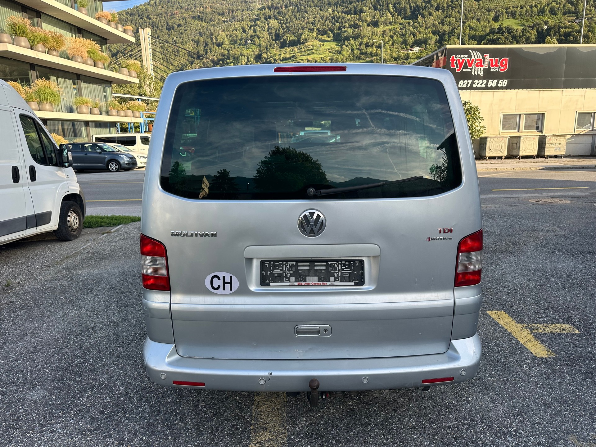 VW T5 Multivan Highline 2.5 TDI 4M-image-4
