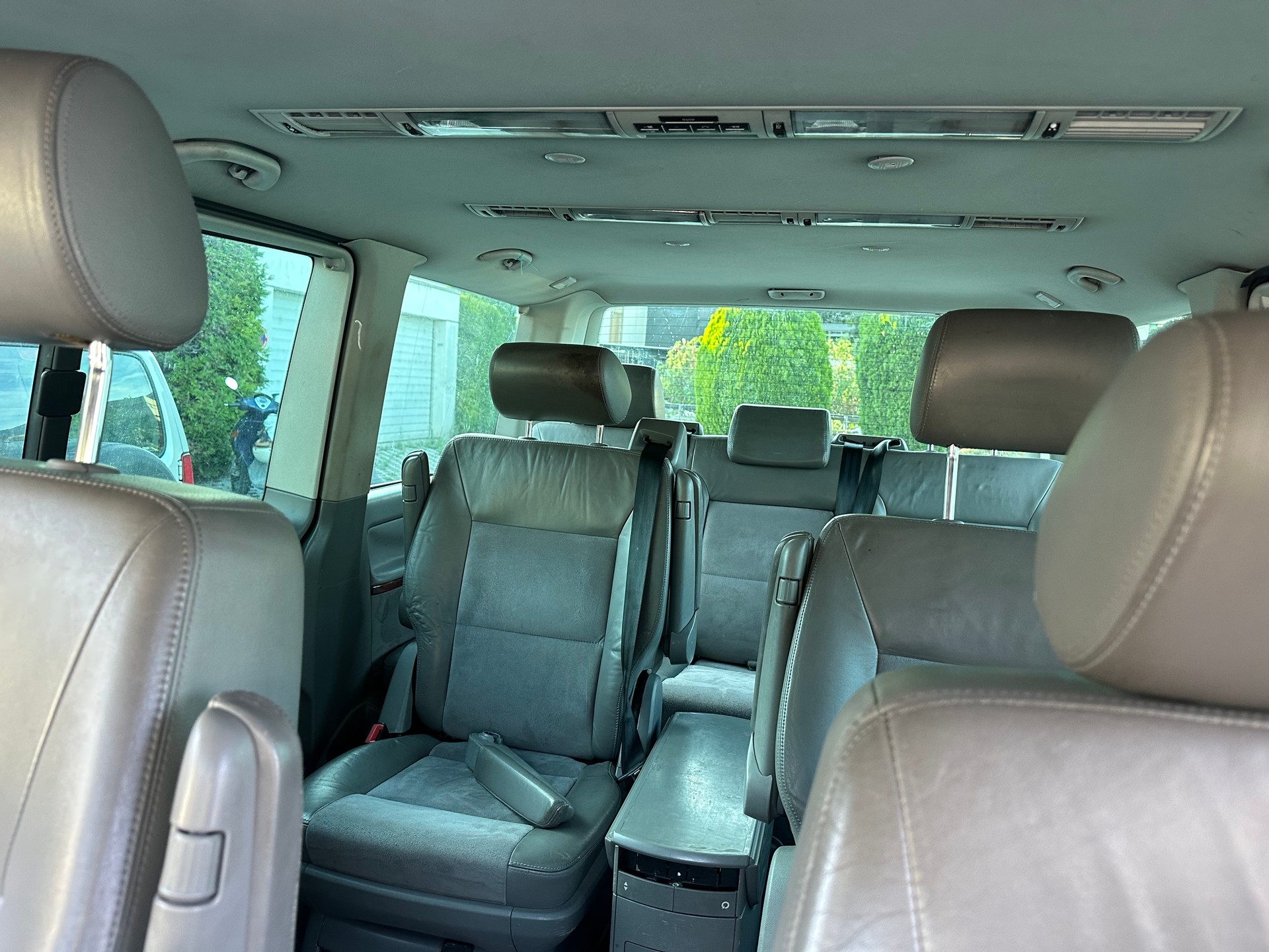 VW T5 Multivan Highline 2.5 TDI 4M-image-8