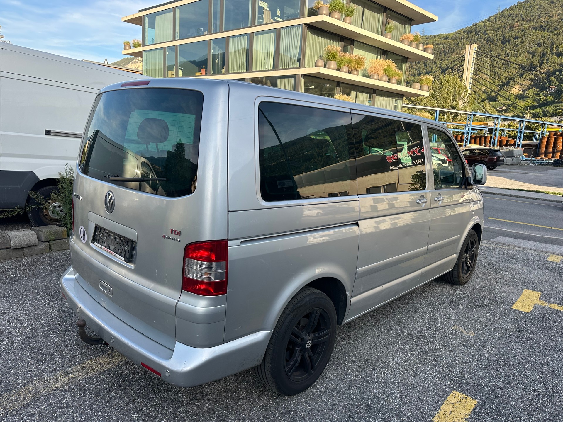 VW T5 Multivan Highline 2.5 TDI 4M-image-3