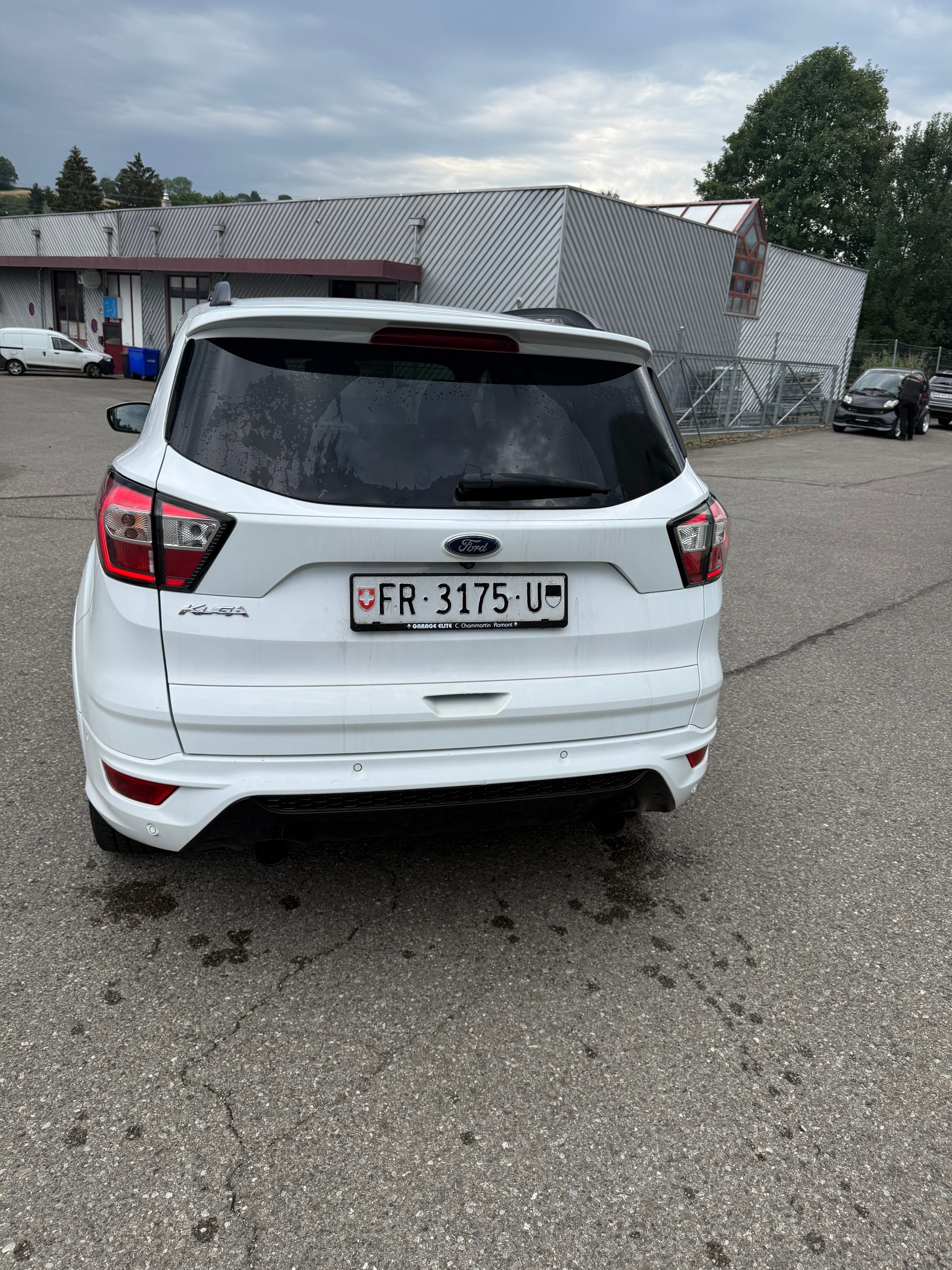 FORD Kuga 2.0 TDCi ST Line High 4WD PowerShift-image-4