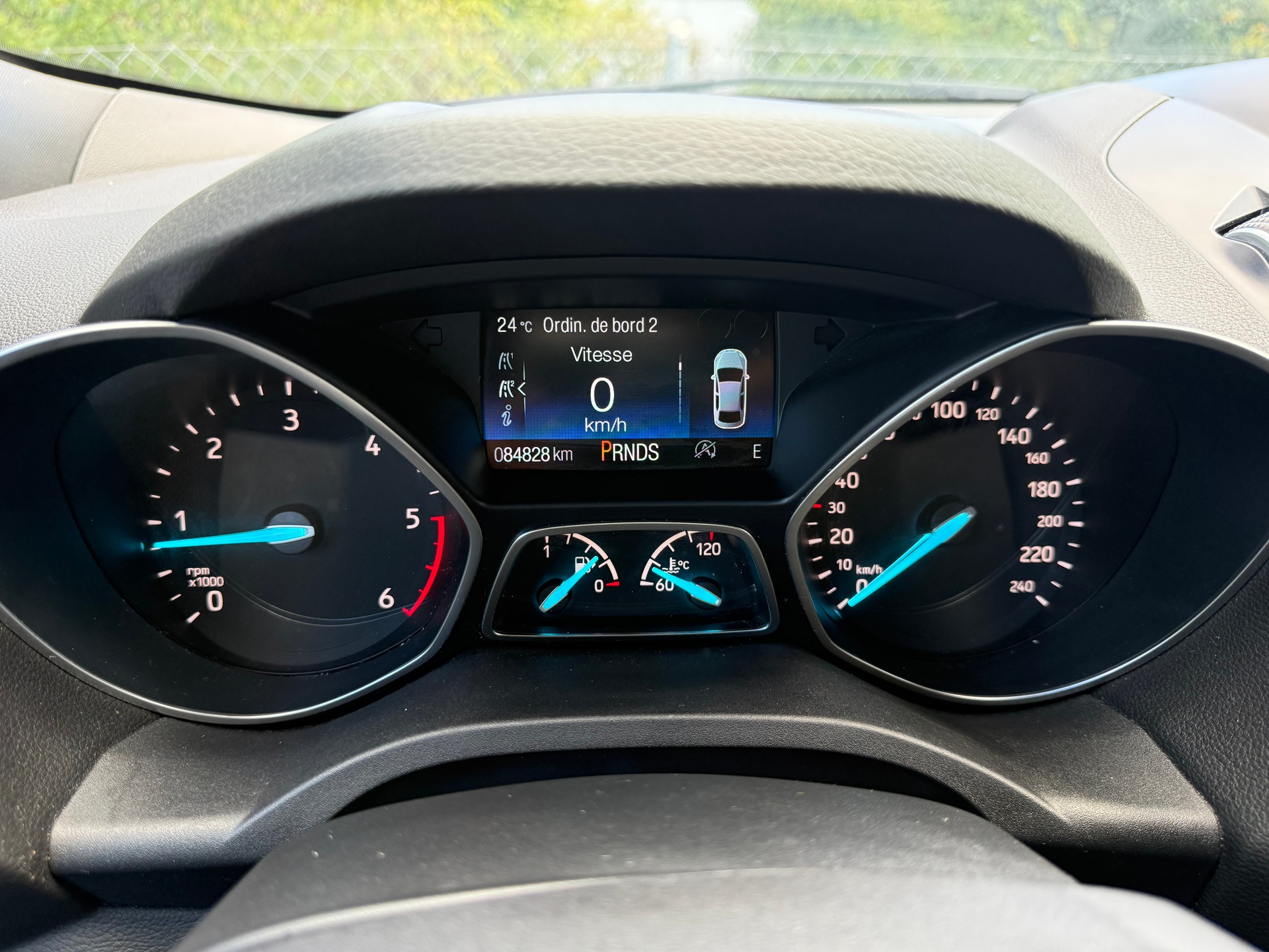 FORD Kuga 2.0 TDCi ST Line High 4WD PowerShift-image-11