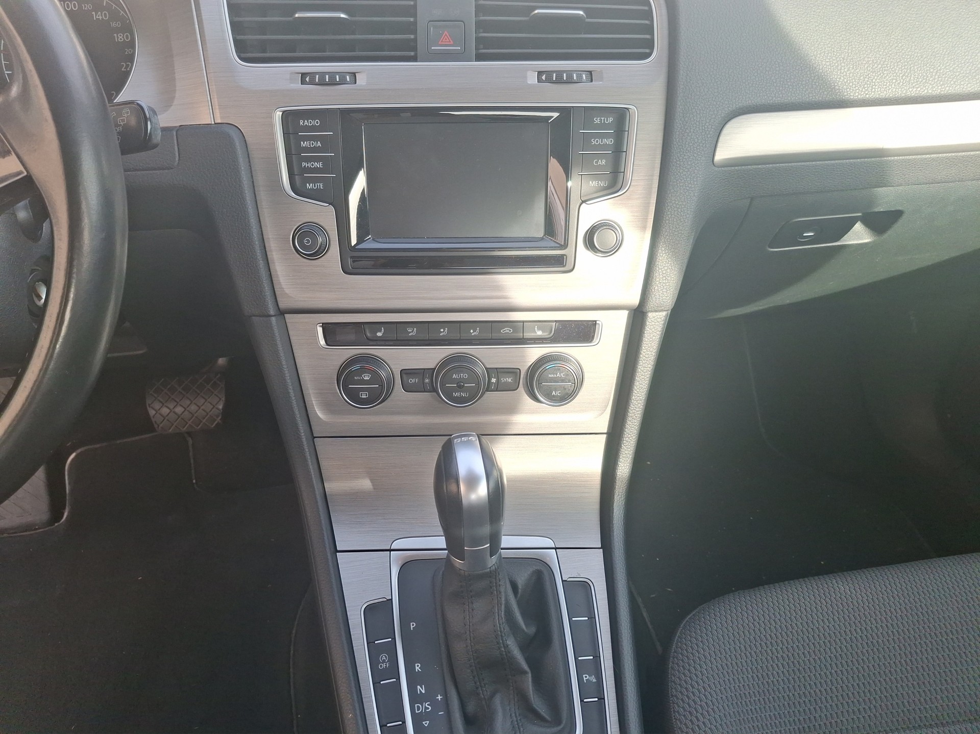 VW Golf 1.4 TSI Comfortline-image-8