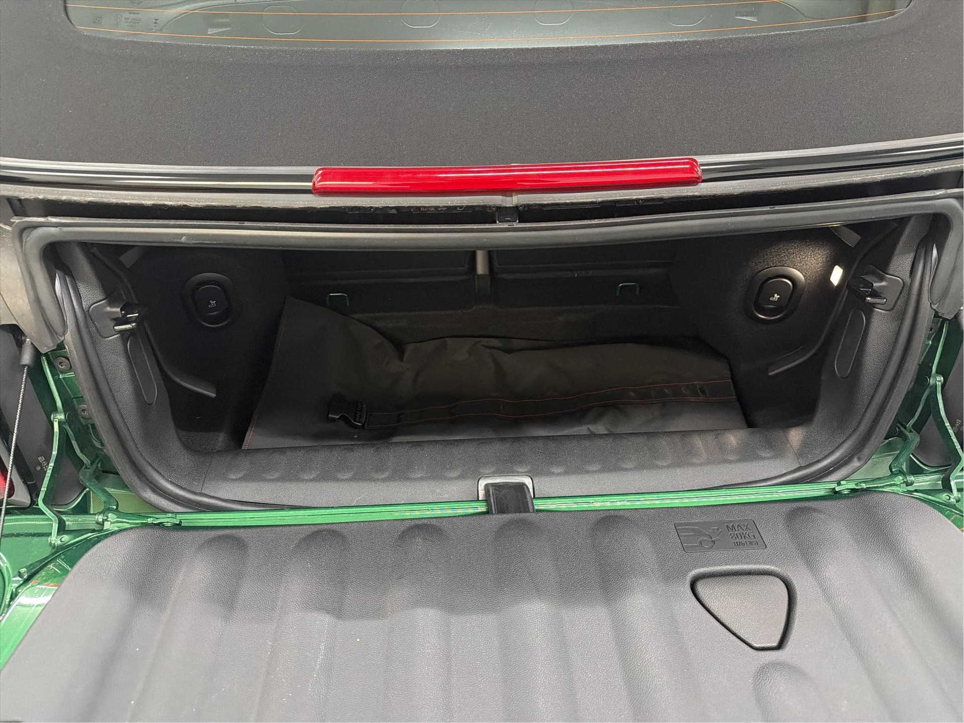 MINI John Cooper Works Cabrio-image-15