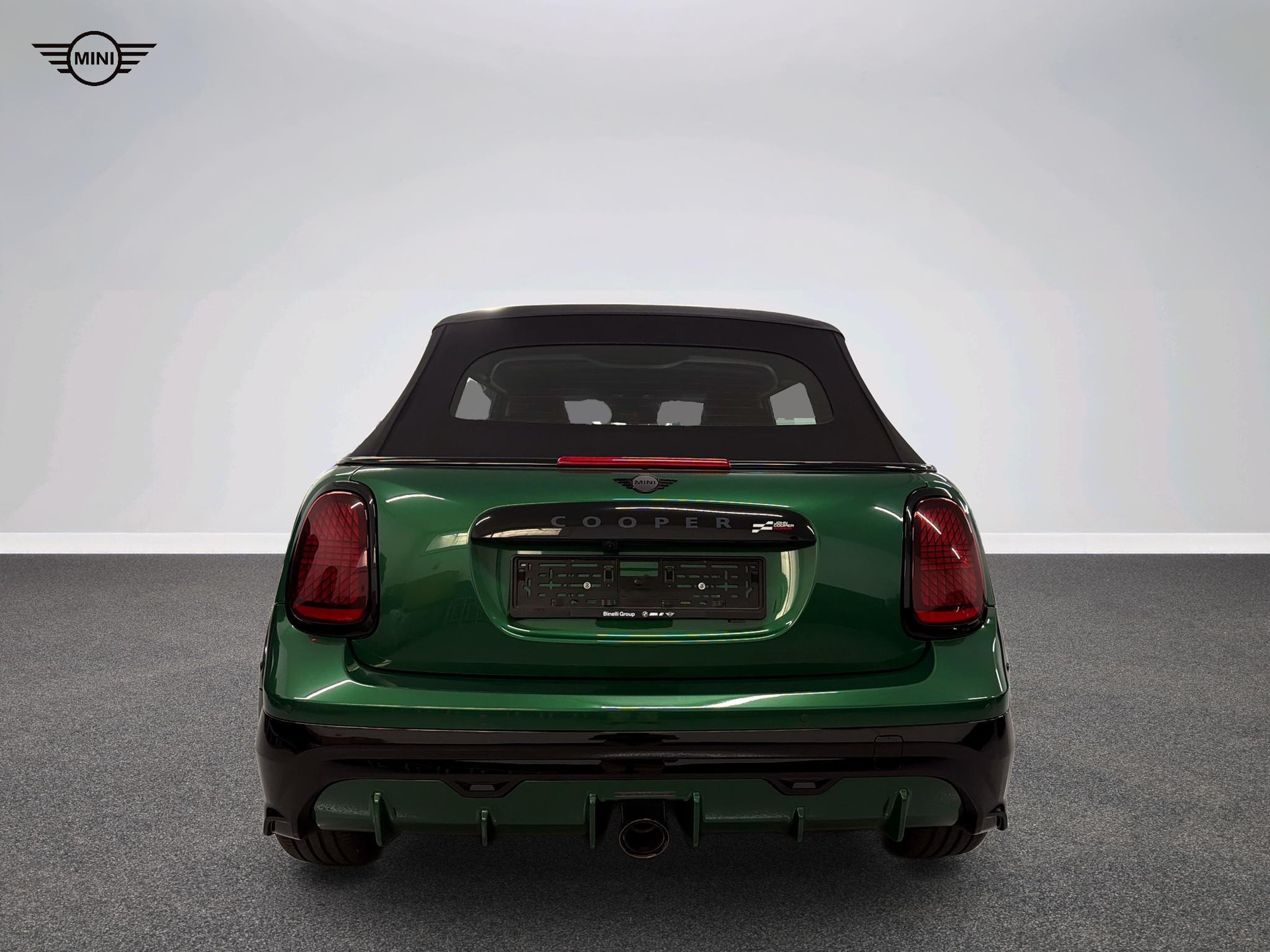MINI John Cooper Works Cabrio-image-14