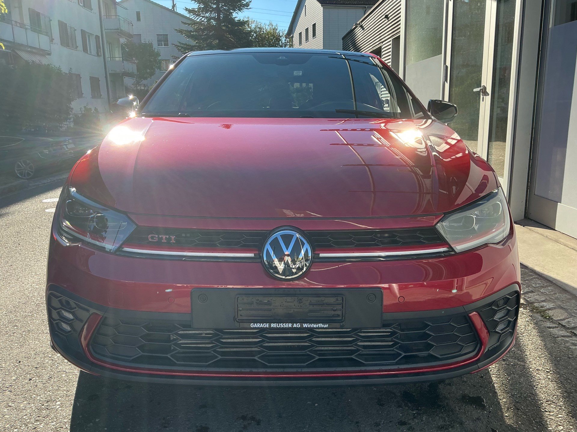 VW Polo GTI 2.0 TSI DSG *** PANORAMAGLASDACH & NAVI DISCOVER PRO ***-image-1