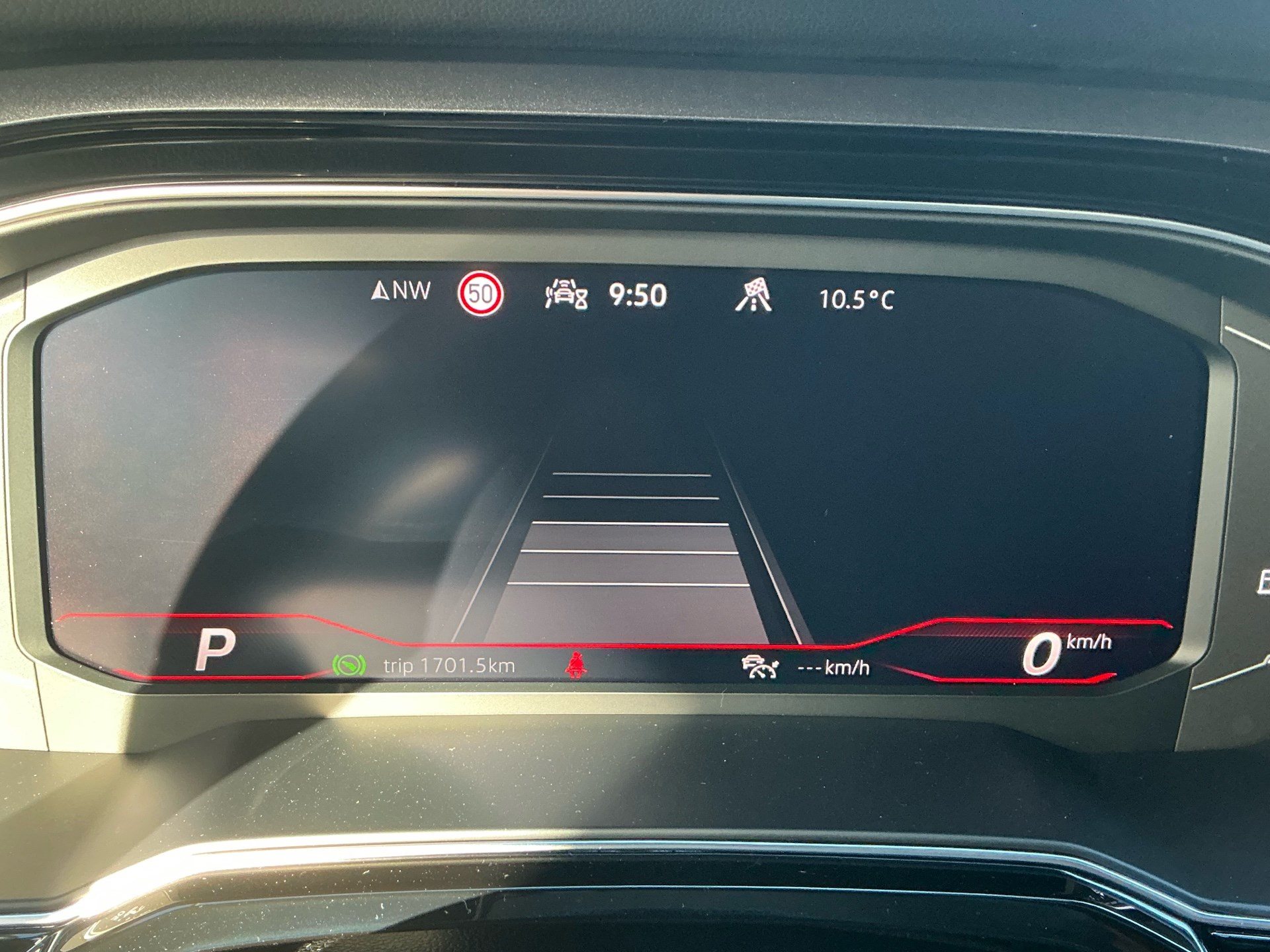 VW Polo GTI 2.0 TSI DSG *** PANORAMAGLASDACH & NAVI DISCOVER PRO ***-image-11