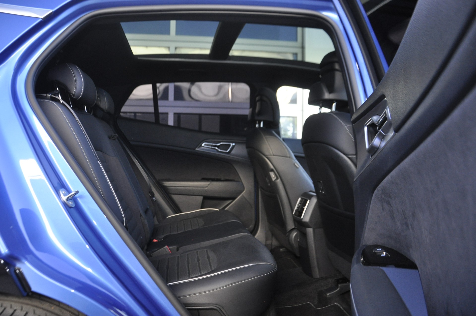 KIA Sportage 1.6T-GDi MHEV GT-Line 4x4 7DCT-image-8