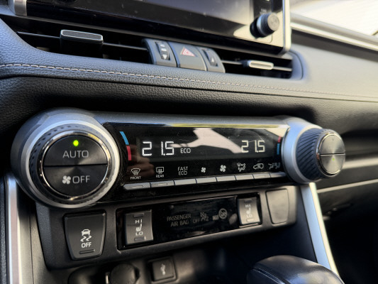 TOYOTA RAV-4 2.5 HSD Trend 4WD-image-11
